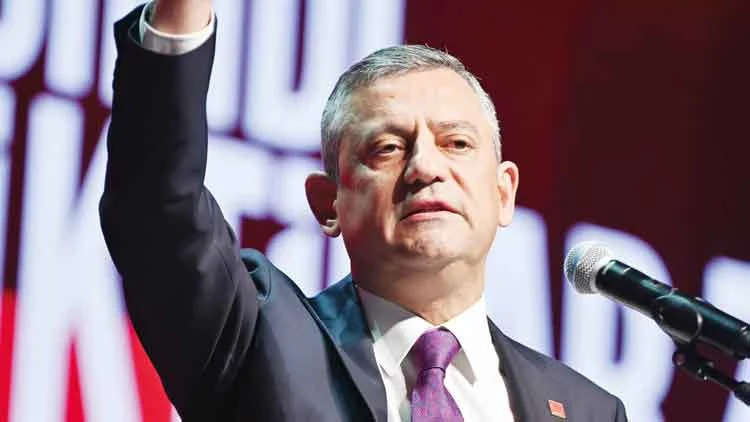 Özgür Özel Liderliğindeki CHP’nin Yeni Parti Meclisi Ve A Takımı Şekillendi