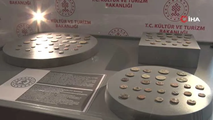 83 Roma Dönemi Sikkesi ABD’den Türkiye’ye İade Edildi Kültürel İşbirliği Güçlendi