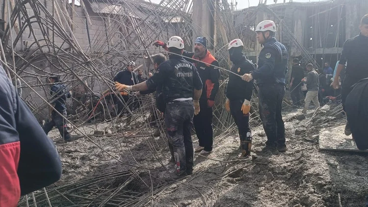 Şanlıurfa’da İnşaat Çökmesi İki İşçiyi Ağır Yaraladı