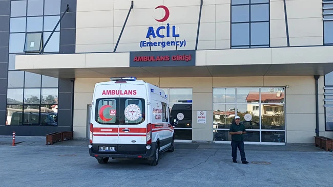 Burdur Şeker Fabrikasında Yedi İşçi Kireç Ocağında Karbonmonoksit Zehirlenmesi Şüphesiyle Hastaneye Kaldırıldı