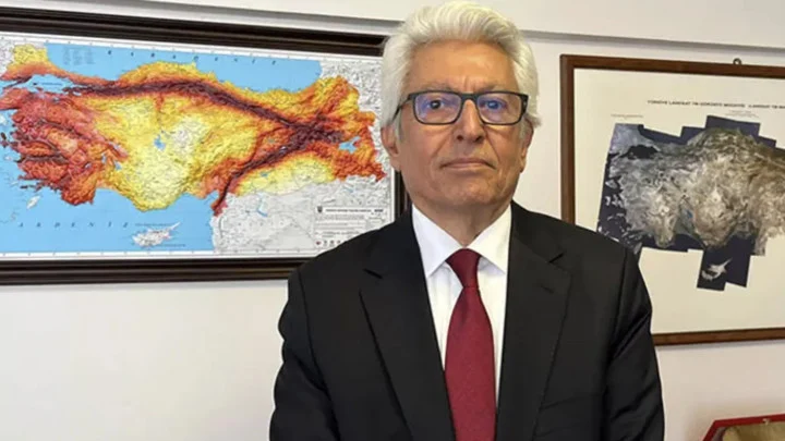 Sındırgı Deprem Fırtınası Prof Pampal’dan Kritik Uyarı Gelenbe Ve Ege’de Büyük Risk