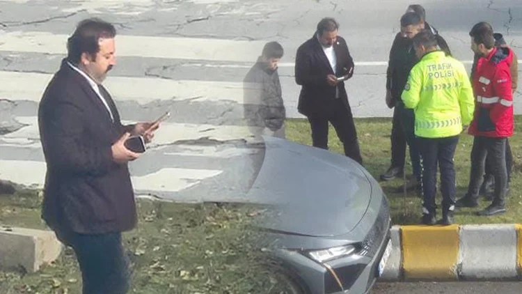 Muş’ta Trafik Kazası Sosyal Medya Fenomeni Mehmet Sur Bir Kadına Çarptı Kolu Ve Bacağı Kırıldı