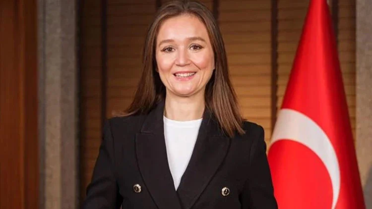 Şehzadeler Belediye Başkanı Gülşah Durbay Kolon Kanseri Tedavisi Sonrası Yaşamını Yitirdi