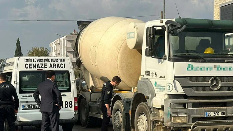 Ödemiş’te Büyükanne Beton Mikseri Altında Torununu Kurtardı Canından Oldu