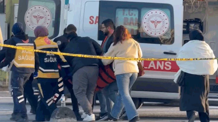 Sultangazi’de korkunç olay! Takip ettiği çocuğa silahla ateş etti, yolda yürüyen kişiyi vurdu