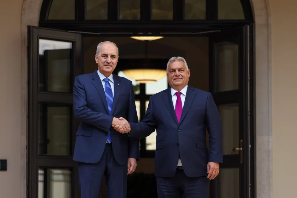 TBMM Başkanı Kurtulmuş Macaristan’da Orban İle Kritik İkili Ve Bölgesel Konuları Görüştü