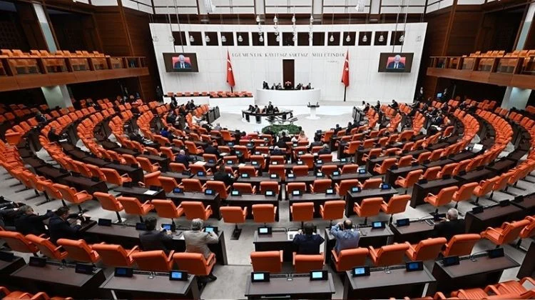 TBMM Genel Kurulu Muhalefet Önerilerinin Reddedilmesinin Ardından Toplantı Yeter Sayısı Bulunamayınca Kapandı