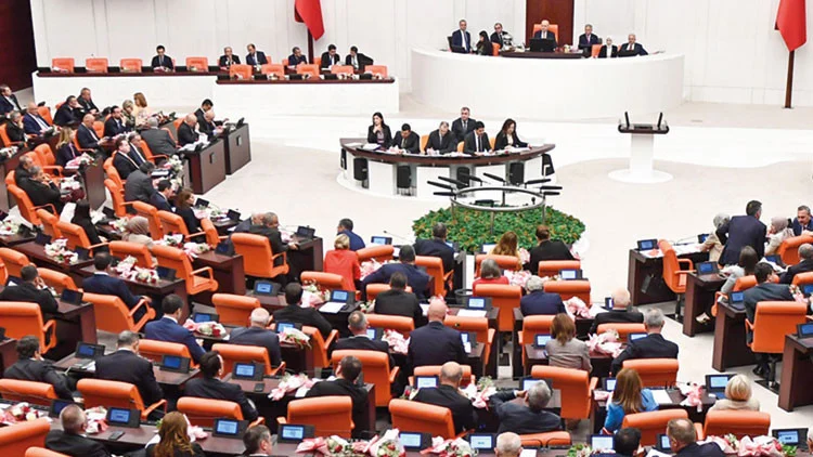 Yoğun Yasama Yılı Terörden Yargıya Trafikten Çocuklara Önemli Düzenlemelerle Açılıyor