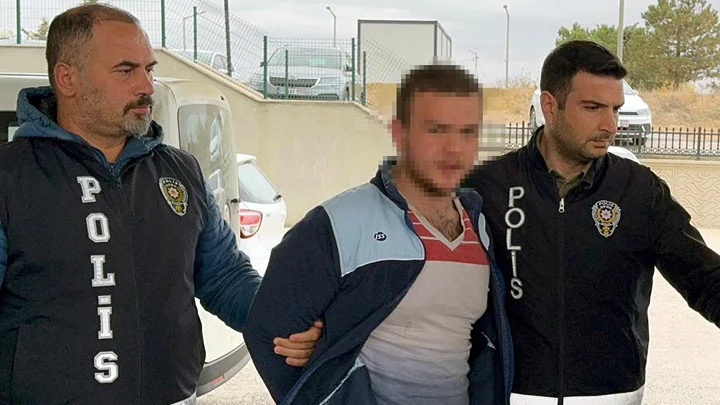 Tekirdağ’da Anne Babasını Öldüren Gence Toplam 74 Yıl Hapis Cezası Verildi