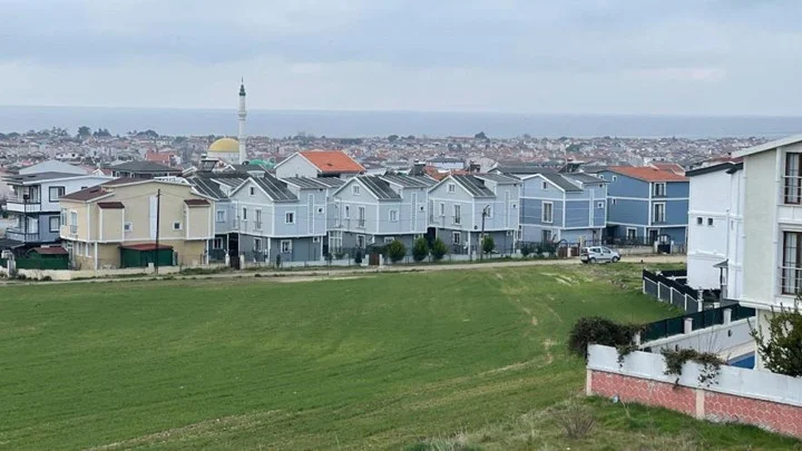 Tekirdağ Marmaraereğlisinde Resmi Kayıtlardaki Sokak Fiziken Bulunmuyor