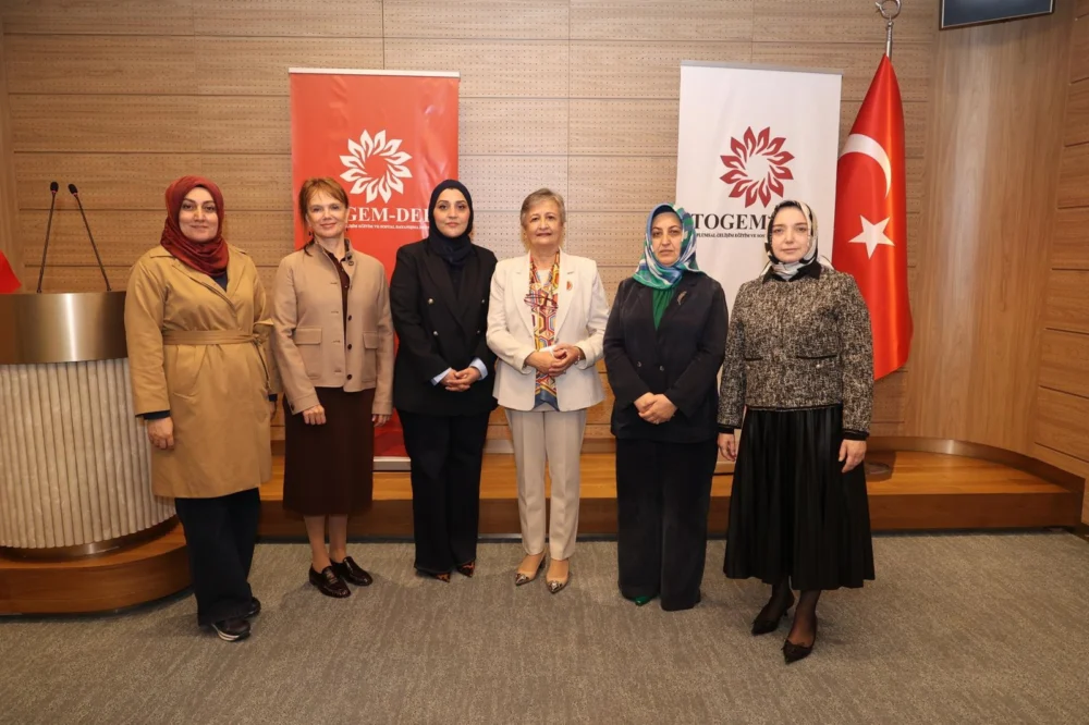 Togemder 20 Yıl Sonra Hayat Ağacı Logosunu Tanıttı Gelecek Vizyonunu Paylaştı