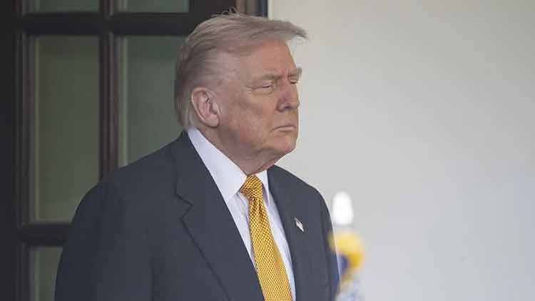 Trump Gümrük Vergisi Fazlasını Amerikalılara En Az 2000 Dolar Olarak Dağıtmayı Önerdi