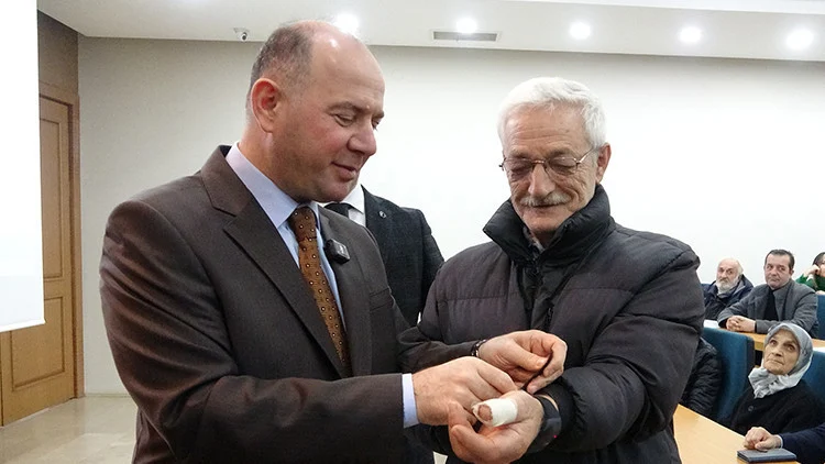 Giresun’da Yaşlılar İçin Türkiye’de İlk Tek Merkezden Akıllı Bileklik Takip Sistemi Hayata Geçirildi