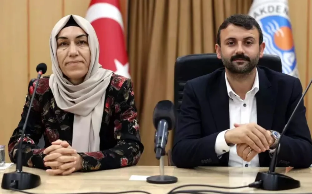 Tutuklu Akdeniz Eski Belediye Başkanı Ve Meclis Üyelerine Tahliye Kararı Çıktı