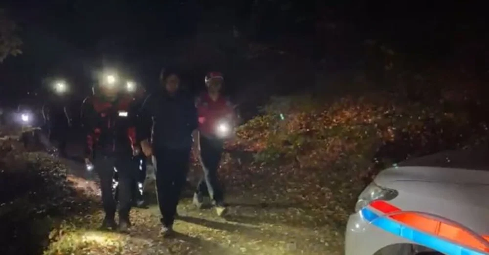 Uludağ’da Zirveden İnerken Yönünü Kaybeden Vatandaş Başarılı Bir Operasyonla Kurtarıldı