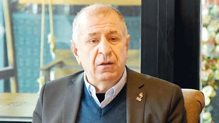 Ümit Özdağ Cumhurbaşkanına Hakaret İddiasından Aklandı