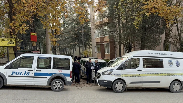 Karabük Üniversitesi Öğrencisi Koldash S Yol Kenarında Ölü Bulundu