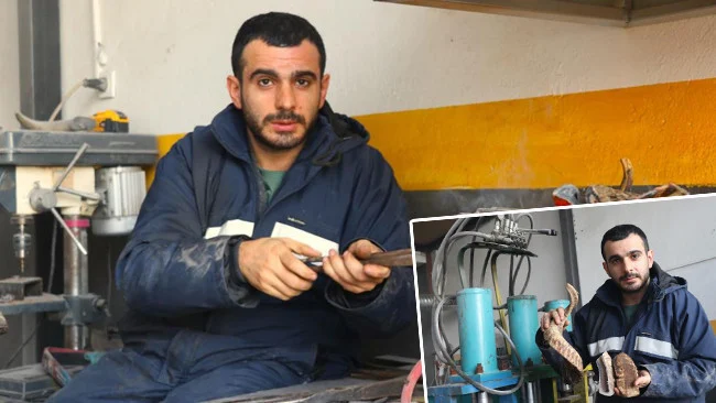 Sivaslı Usta Geleneksel Bıçağına Yüz Yıl Sonra Yenilik Getirerek Şehrin Sanatına Yeni Bir Soluk Kazandırdı