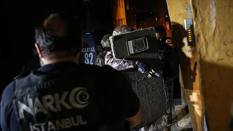 29 İlde Kapsamlı Narkotik Operasyonları 345 Şüpheliyi Yakalattı Tonlarca Madde Ele Geçirildi