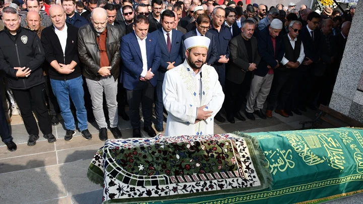 Yaşayan İnsan Hazinesi Çömlek Ustası Salim Yaşar Hayatını Kaybetti