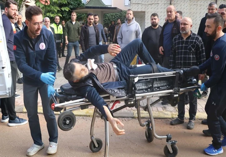 Alanya’da Yeğenini Öldüren Şahıs Akrabalarını Yaralayıp İntihara Kalkıştı